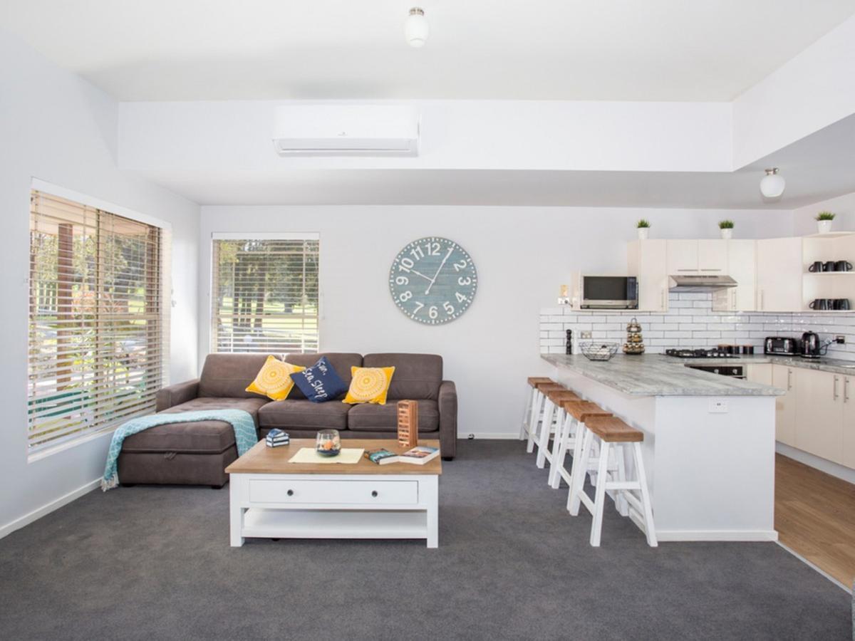 Fairway Haven Getaway Villa Mollymook Exterior photo